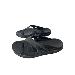 OOFOS Oomega Oolala Women Sz 6/37 Black Flip Flop Thong Sandals Recovery Beach